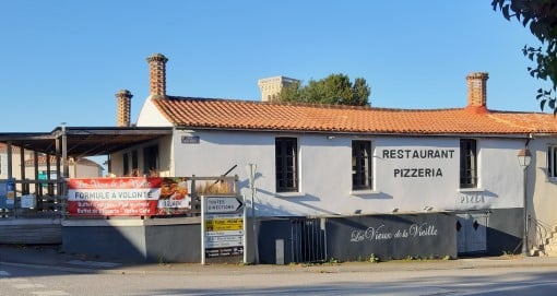 Restaurant pizzeria