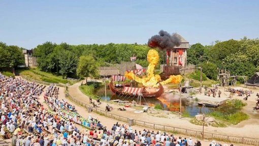 Image of the Vikings at Puy du Fou